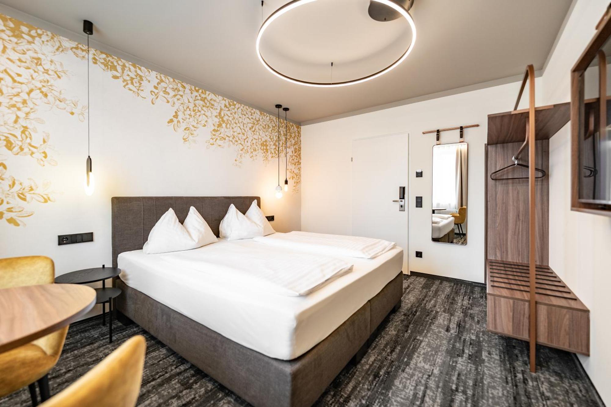 Hotel Lokomotive Linz Exterior foto